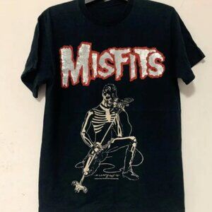 Misfits Band Graphic Tee - Horror Punk Skeleton Vocalist Black T-shirt